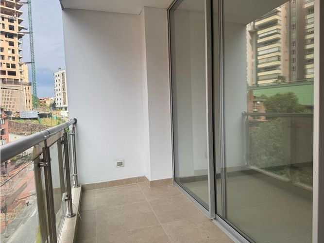 Apartamento de 2 alcobas en venta en Normandia, Cali, 126 m² · foto 13 de 14