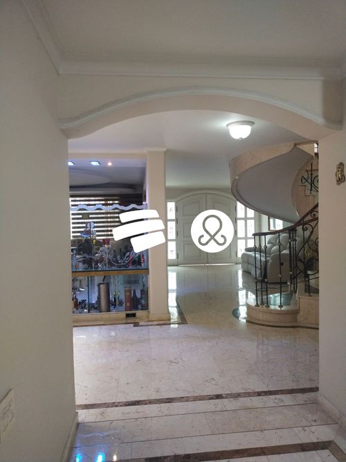 Casa de 5 alcobas en venta en Laureles, Medellín, 252 m² · foto 4 de 17