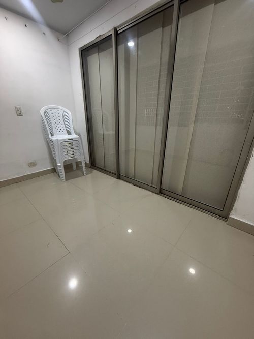 Apartamento de 3 alcobas en venta en Chipre, Cartagena, 98 m² · foto 6 de 18