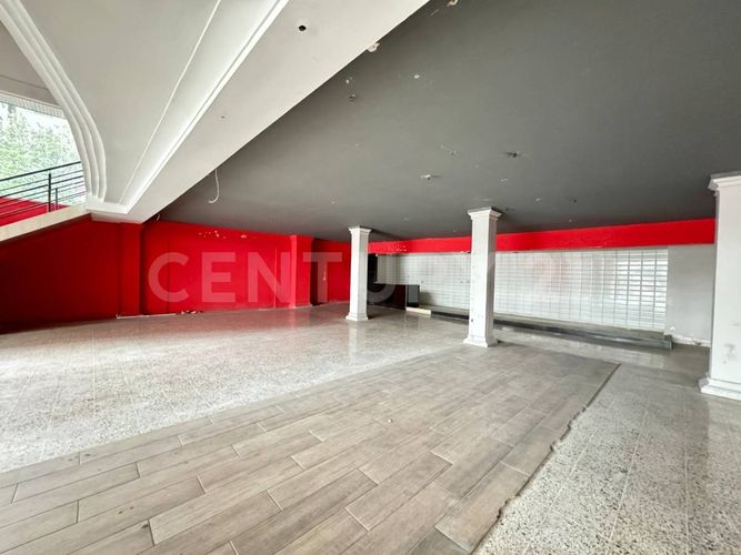 Local en arriendo en Prados Del Norte, Cali, 1023 m² · foto 6 de 24