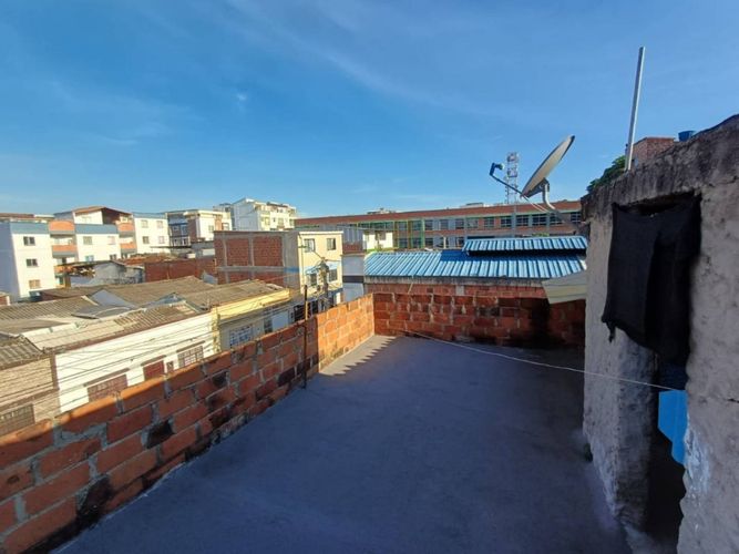 Casa de 7 alcobas en venta en San Alonso, Bucaramanga, 296 m² · foto 17 de 19