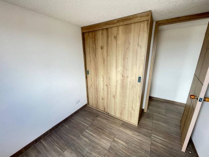 Apartamento de 3 alcobas en venta en La Prosperidad, Madrid, 52 m² · foto 14 de 24