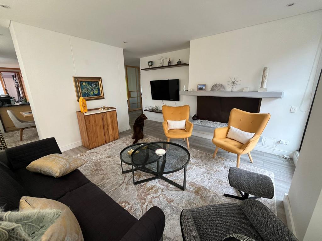 Apartamento en venta en El Refugio, Bogotá · foto 2 de 20