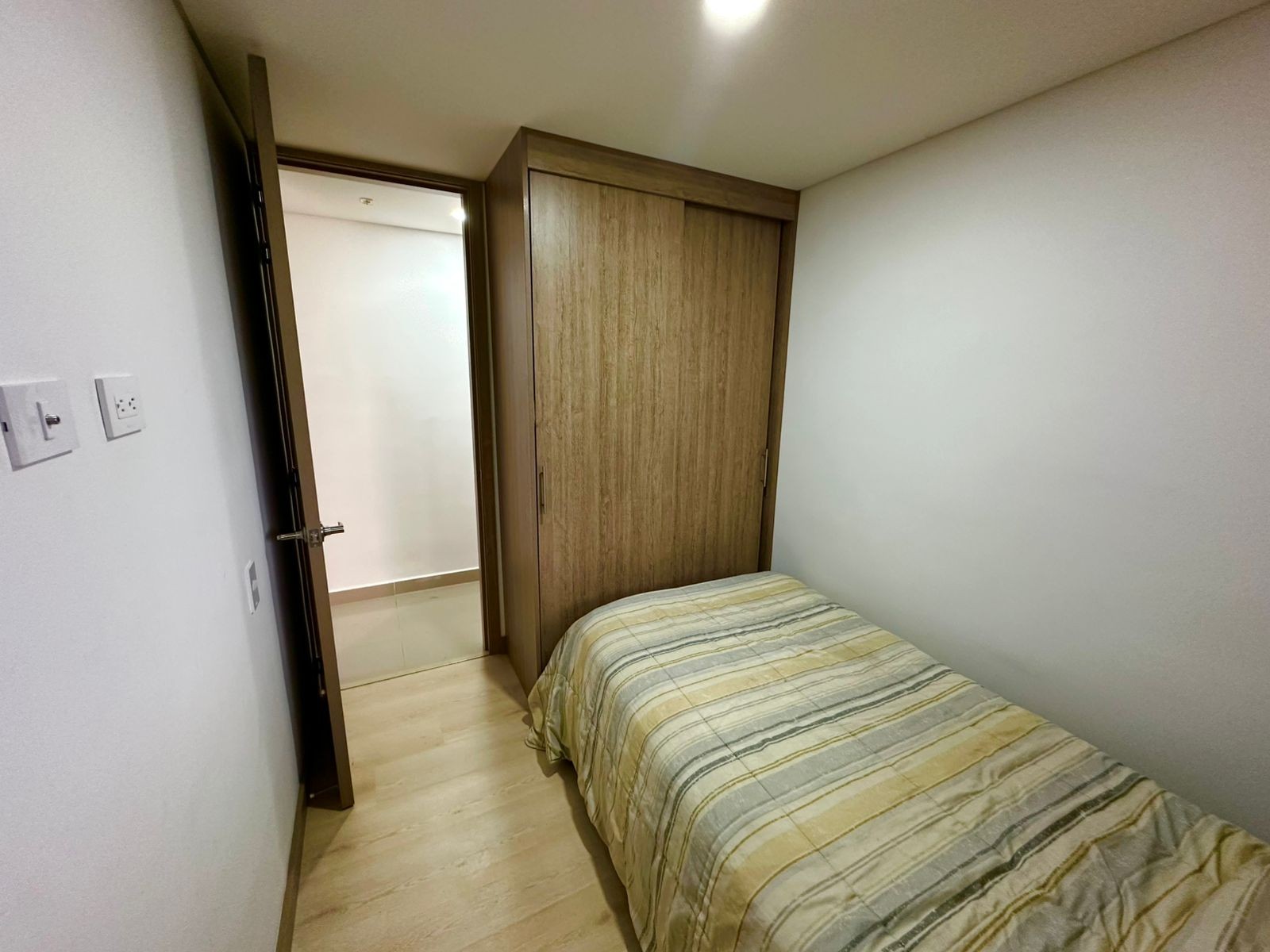Apartamento en venta en La Ferreria, La Estrella · foto 7 de 19