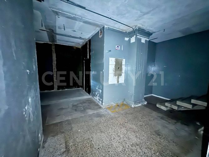 Local en venta en Prados Del Norte, Cali, 1023 m² · foto 19 de 24