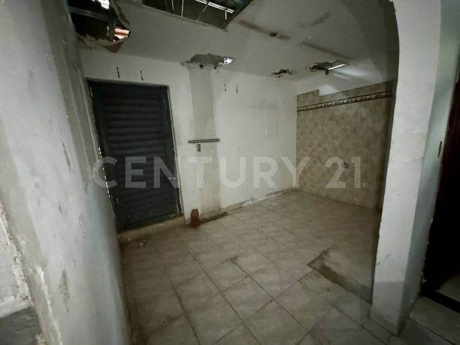 Local en venta en Prados Del Norte, Cali, 1023 m² · foto 23 de 24