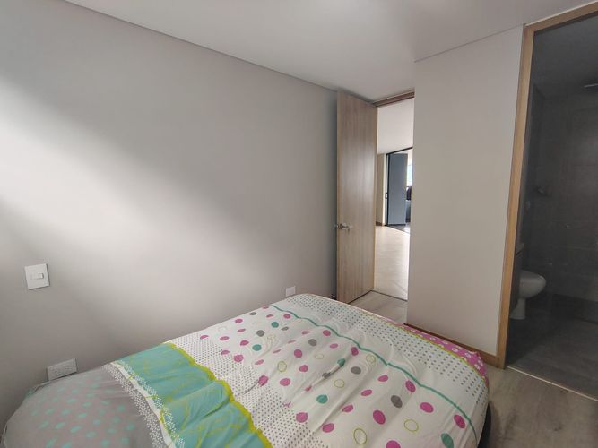 Apartamento de 3 alcobas en arriendo en El Poblado, Medellín, 102 m² · foto 12 de 18