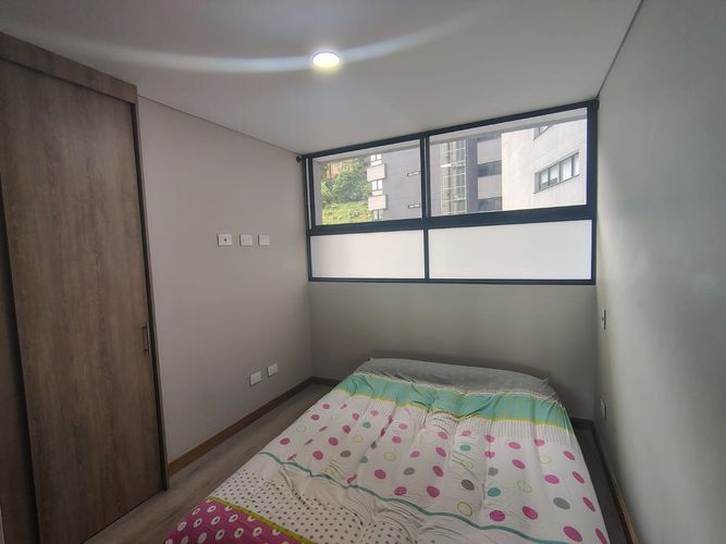 Apartamento de 3 alcobas en arriendo en El Poblado, Medellín, 102 m² · foto 14 de 18