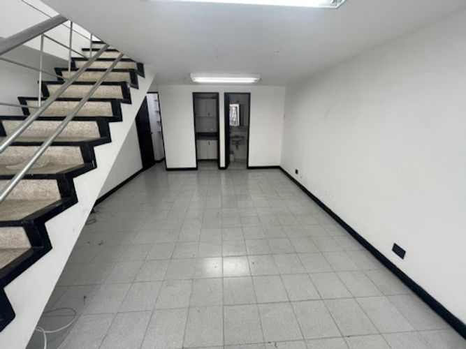 Local en arriendo en Lorena, Medellín, 90 m² · foto 6 de 17