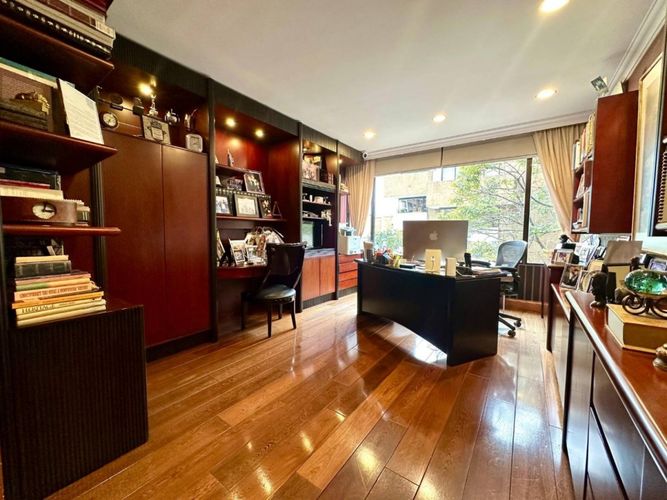Apartamento de 3 alcobas en venta en La Cabrera, Bogotá, 396 m² · foto 9 de 24