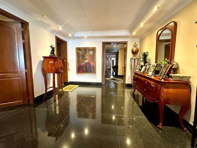 Apartamento de 3 alcobas en venta en La Cabrera, Bogotá, 396 m² · foto 13 de 24