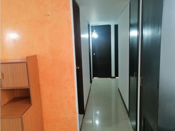 Apartamento de 5 alcobas en venta en Escuela De Infanteria, Bogotá, 196 m² · foto 5 de 23