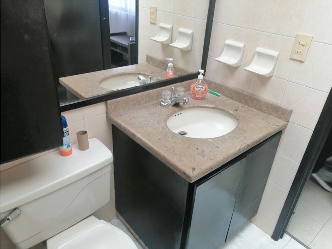 Apartamento de 5 alcobas en venta en Escuela De Infanteria, Bogotá, 196 m² · foto 10 de 23