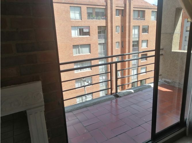 Apartamento de 5 alcobas en venta en Escuela De Infanteria, Bogotá, 196 m² · foto 17 de 23