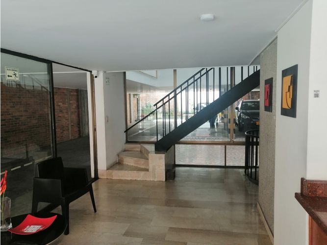 Apartamento de 5 alcobas en venta en Escuela De Infanteria, Bogotá, 196 m² · foto 18 de 23