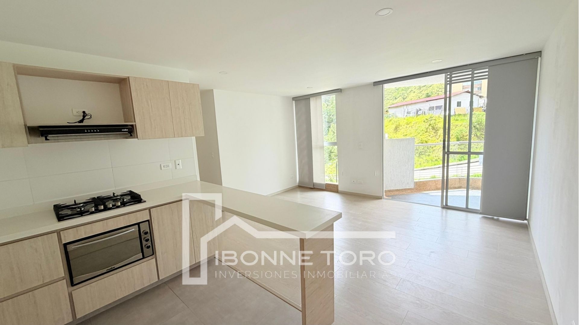 Apartamento en venta en Expoferias, Manizales · foto 2 de 8
