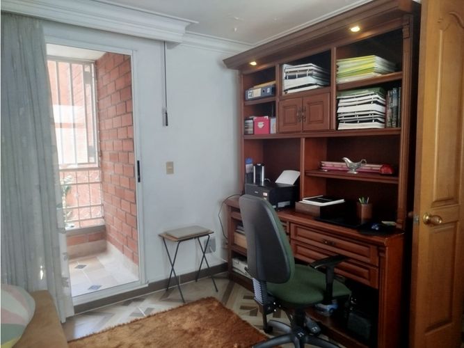 Apartamento de 3 alcobas en venta en El Nogal- Los Almendros, Medellín, 116 m² · foto 21 de 24