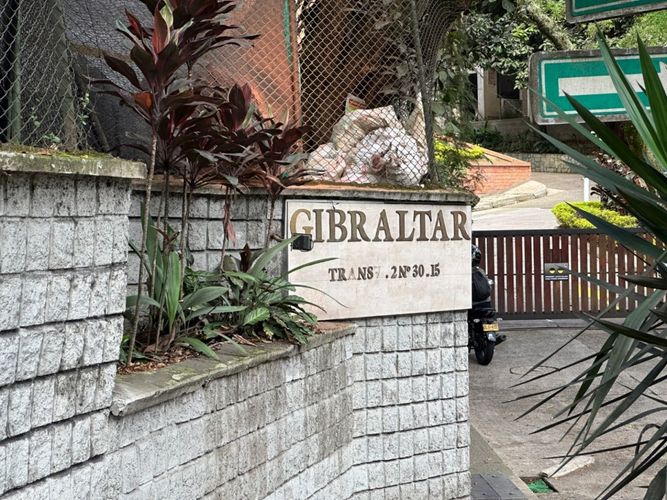 Apartamento de 3 alcobas en venta en El Tesoro, Medellín, 85 m² · foto 15 de 19