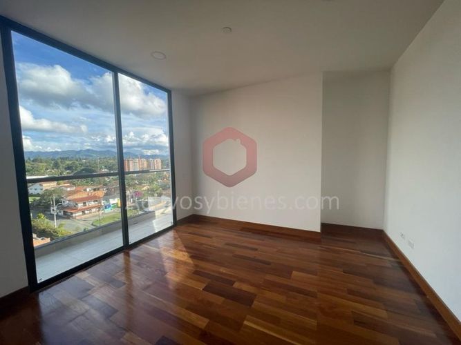 Apartamento de 2 alcobas en venta en Los Colegios, Rionegro, 80 m² · foto 3 de 20