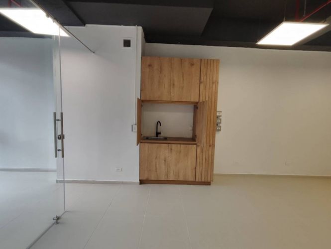 Oficina en arriendo en Las Palmas, Medellín, 44 m² · foto 11 de 17