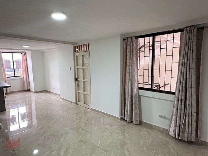 Apartamento de 2 alcobas en venta en Metropolitano Del Norte, Cali, 60 m² · foto 2 de 22
