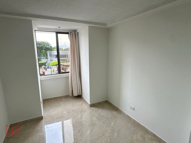 Apartamento de 2 alcobas en venta en Metropolitano Del Norte, Cali, 60 m² · foto 4 de 22
