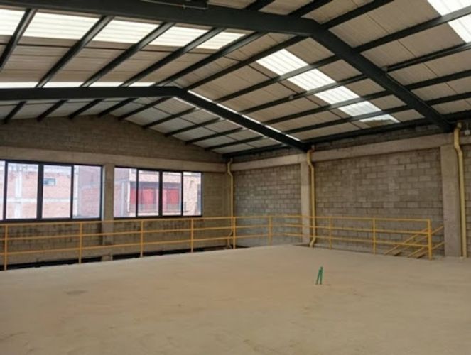 Bodega en arriendo en El Carmen De Viboral, El Carmen de Viboral, 400 m² · foto 2 de 15
