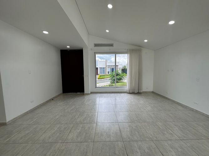 Casa de 5 alcobas en venta en Lagos De Iraka, Armenia, 270 m² · foto 5 de 24