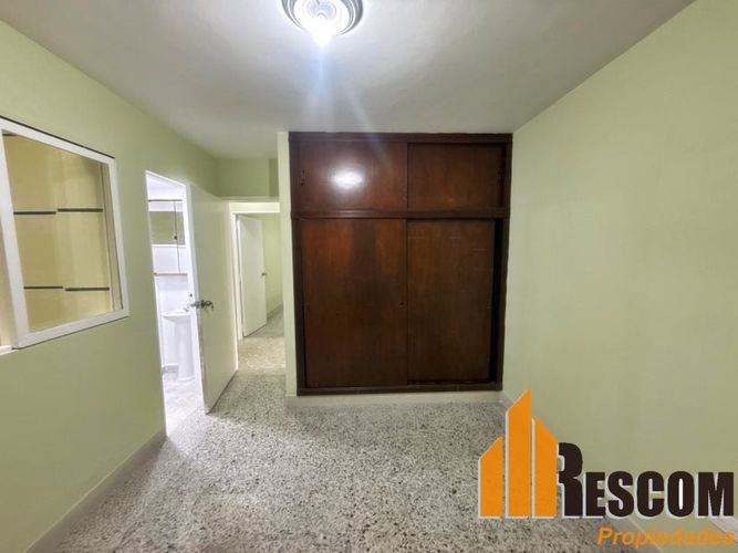 Casa de 5 alcobas en venta en La América, Medellín, 196 m² · foto 6 de 16
