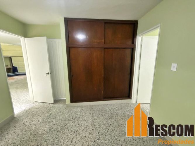 Casa de 5 alcobas en venta en La América, Medellín, 196 m² · foto 9 de 16