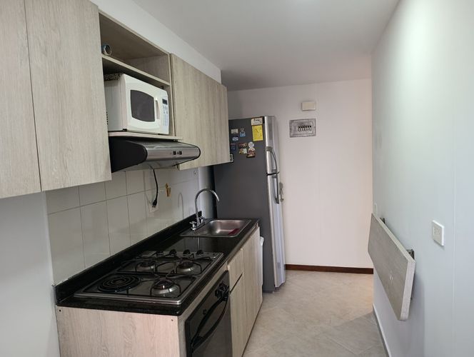 Apartamento de 3 alcobas en arriendo en El Tesoro, Medellín, 90 m² · foto 6 de 14