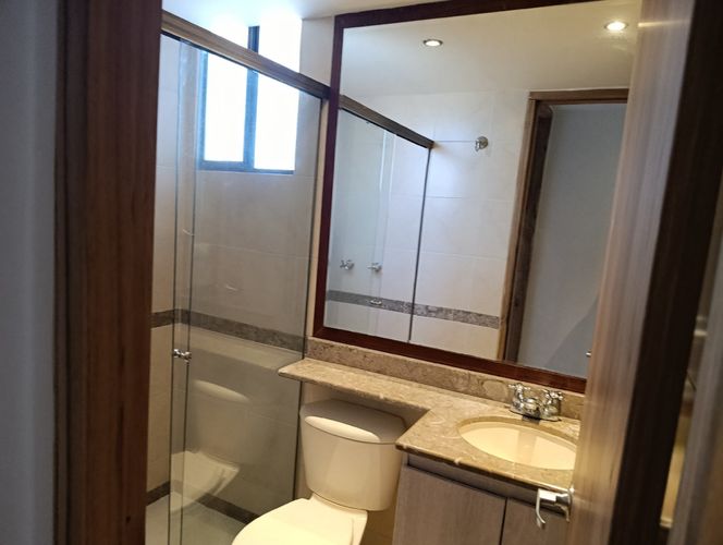 Apartamento de 3 alcobas en arriendo en El Tesoro, Medellín, 90 m² · foto 10 de 14