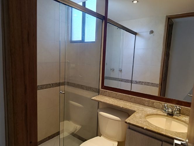 Apartamento de 3 alcobas en arriendo en El Tesoro, Medellín, 90 m² · foto 11 de 14