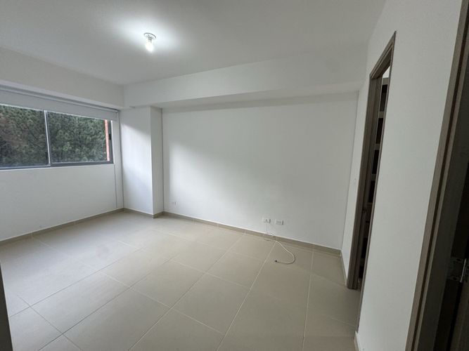 Apartamento de 3 alcobas en arriendo en Hospital Mental, Bello, 85 m² · foto 8 de 14