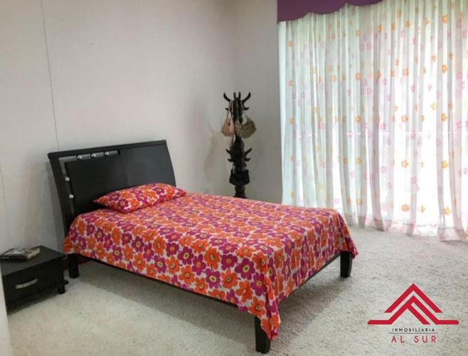 Casa de 5 alcobas en venta en Bellavista, La Estrella, 464 m² · foto 8 de 20