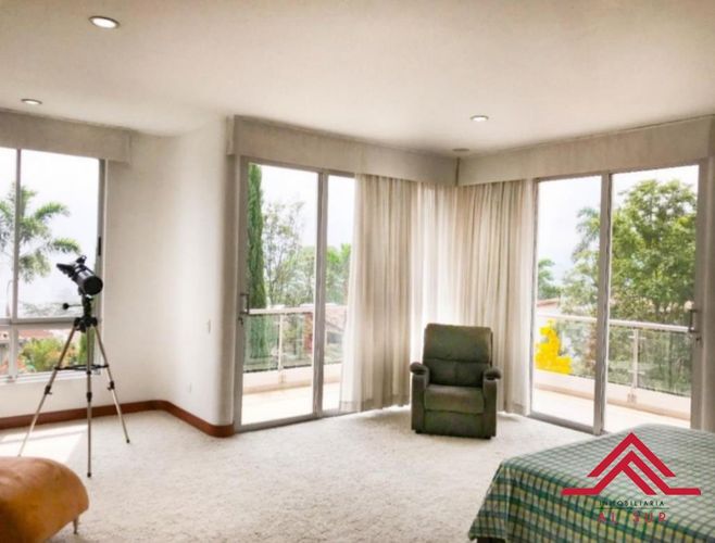 Casa de 5 alcobas en venta en Bellavista, La Estrella, 464 m² · foto 16 de 20