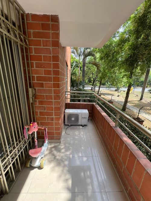Apartamento de 4 alcobas en arriendo en La Hacienda, Cali, 100 m² · foto 10 de 21