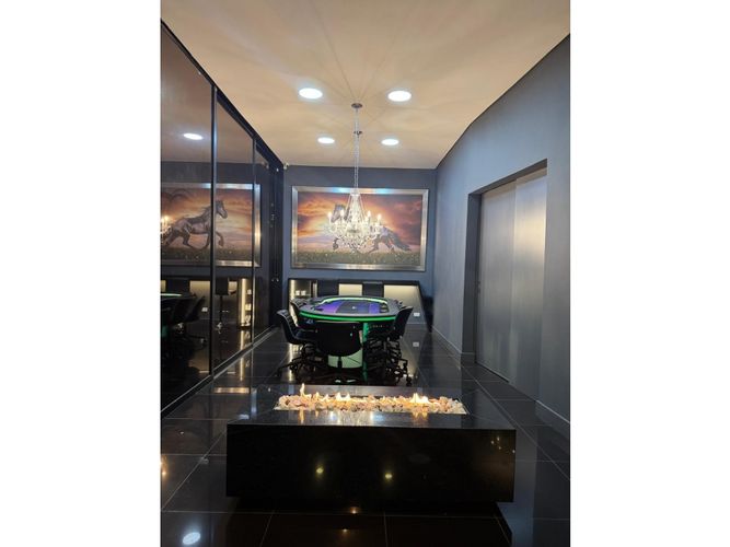 Casa de 4 alcobas en venta en Las Palmas, Medellín, 560 m² · foto 17 de 24
