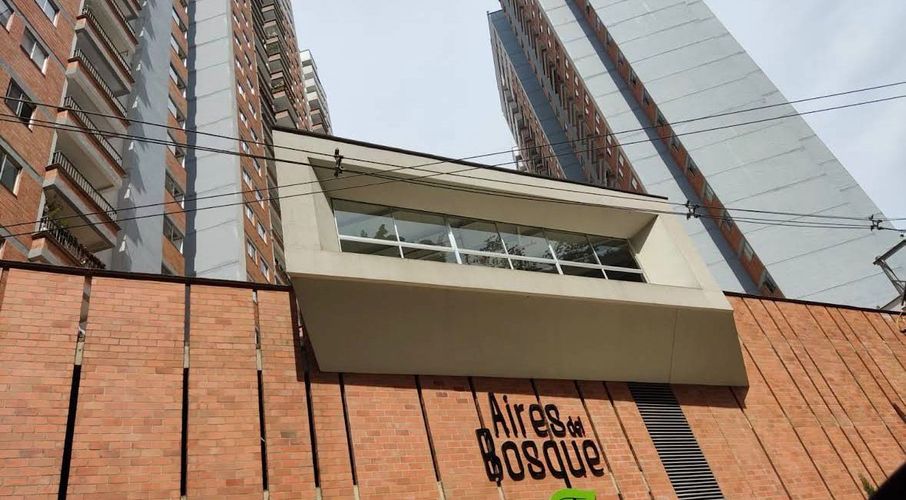 Apartamento de 3 alcobas en venta en Loma De San Jose, Sabaneta, 57 m² · foto 10 de 10