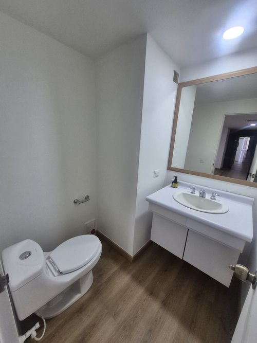 Oficina en arriendo en Milla De Oro, Medellín, 43 m² · foto 4 de 7
