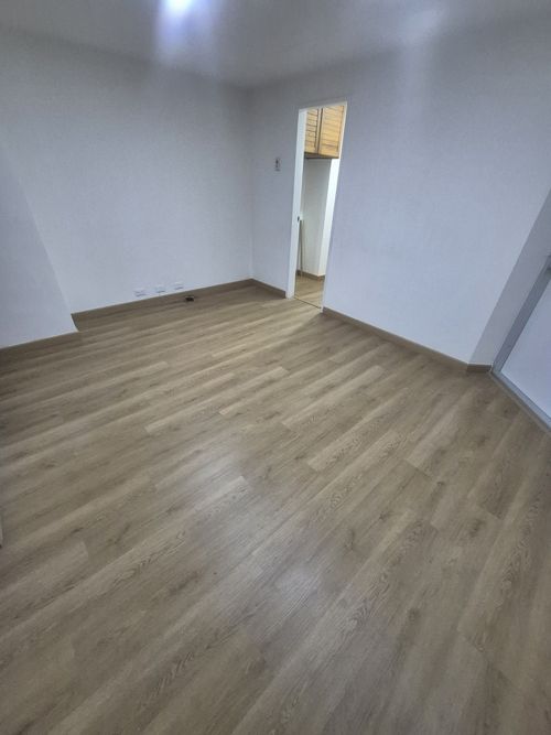 Oficina en arriendo en Milla De Oro, Medellín, 43 m² · foto 5 de 7
