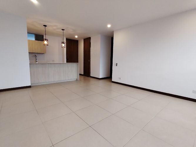Apartamento de 3 alcobas en arriendo en Los Balsos, Medellín, 96 m² · foto 5 de 24