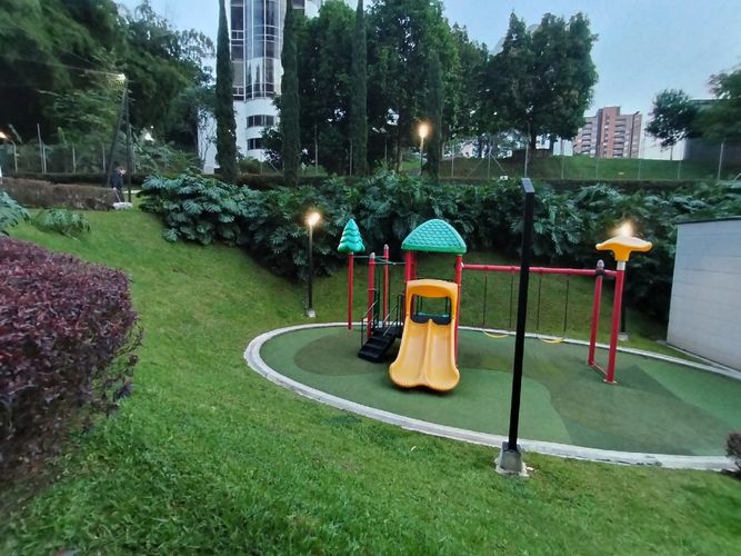 Apartamento de 3 alcobas en arriendo en Los Balsos, Medellín, 96 m² · foto 21 de 24