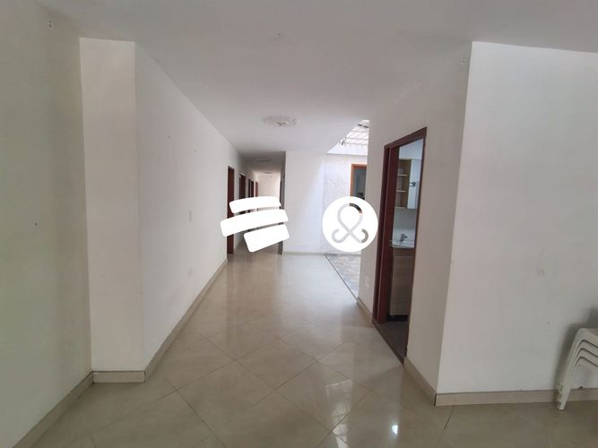 Casa de 4 alcobas en venta en La Independencia, Itagüí, 158 m² · foto 3 de 24