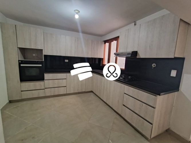 Casa de 4 alcobas en venta en La Independencia, Itagüí, 158 m² · foto 5 de 24