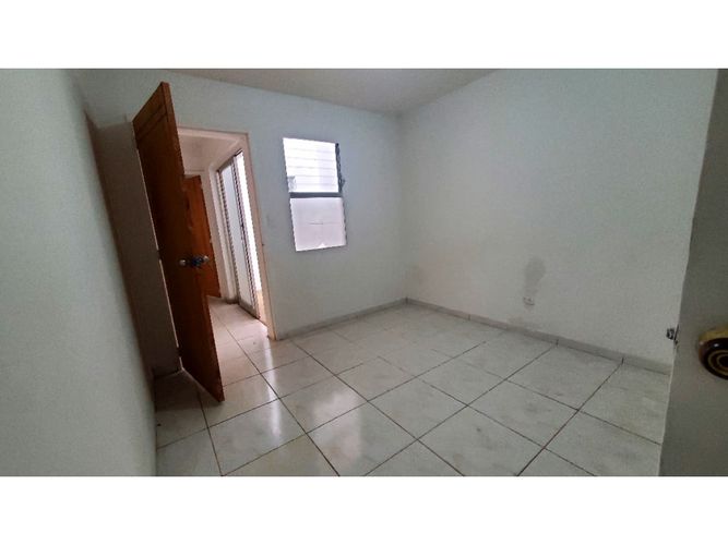 Apartaestudio en arriendo en Simon Bolivar, Medellín, 220 m² · foto 3 de 23