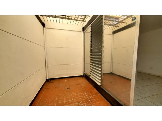 Apartaestudio en arriendo en Simon Bolivar, Medellín, 220 m² · foto 8 de 23