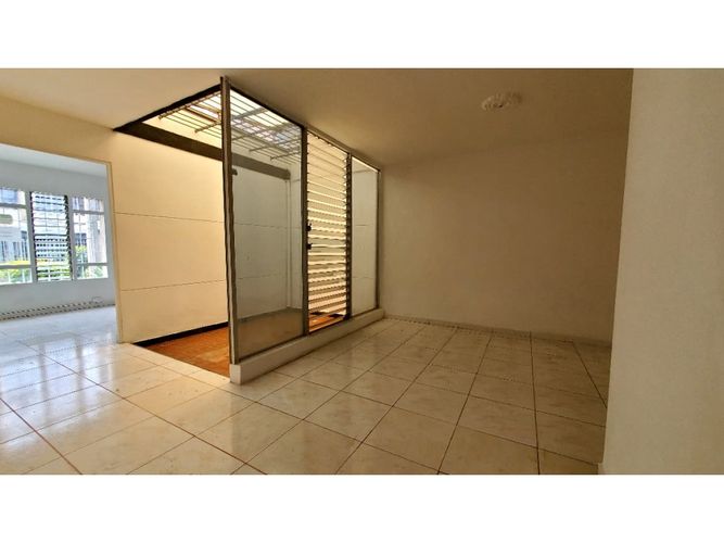 Apartaestudio en arriendo en Simon Bolivar, Medellín, 220 m² · foto 10 de 23