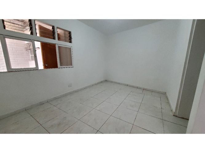 Apartaestudio en arriendo en Simon Bolivar, Medellín, 220 m² · foto 13 de 23