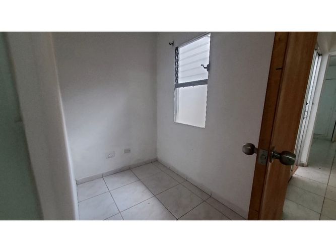 Apartaestudio en arriendo en Simon Bolivar, Medellín, 220 m² · foto 17 de 23